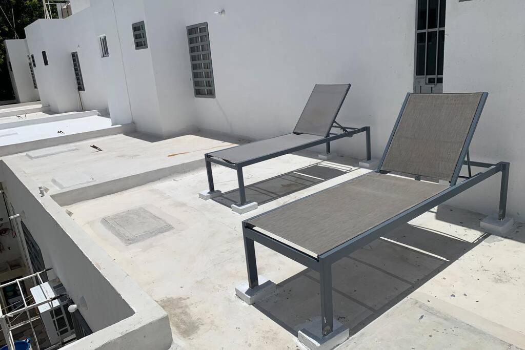 Residencial con seguridad y áreas recreativas. Villa Cancún Esterno foto